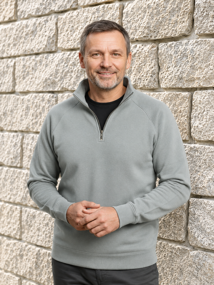 Antony – moderní ležérní svetr na zip