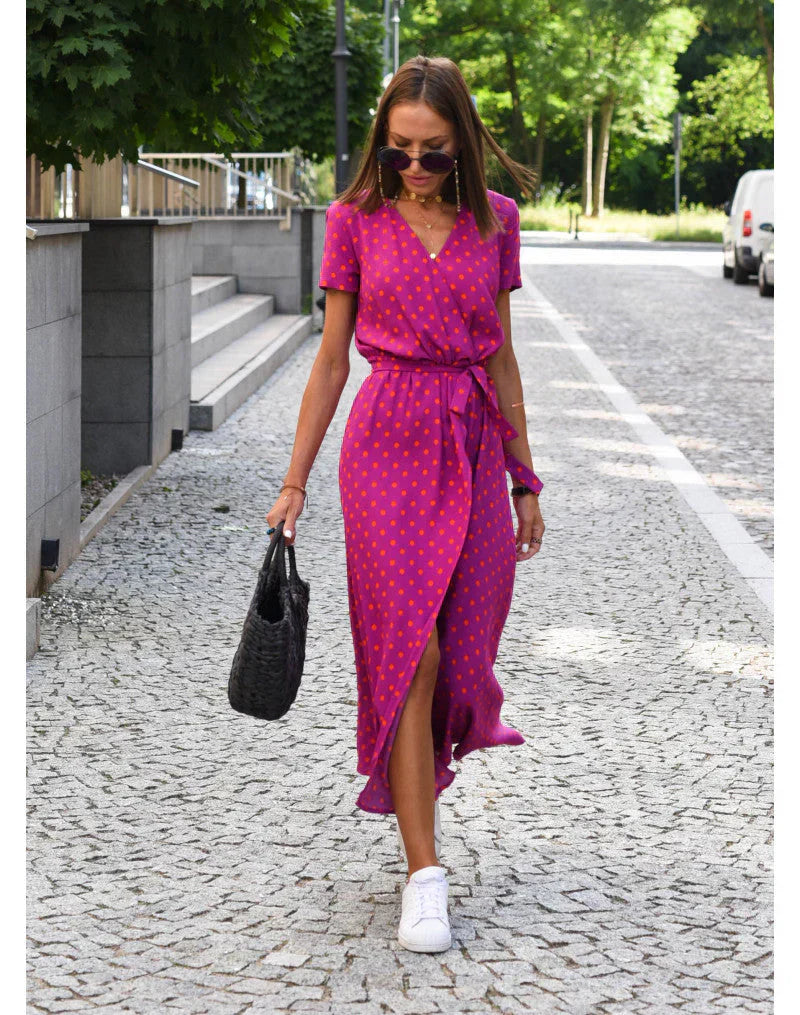 Julia – elegantní šaty s výstřihem do V a tvarujícím střihem
