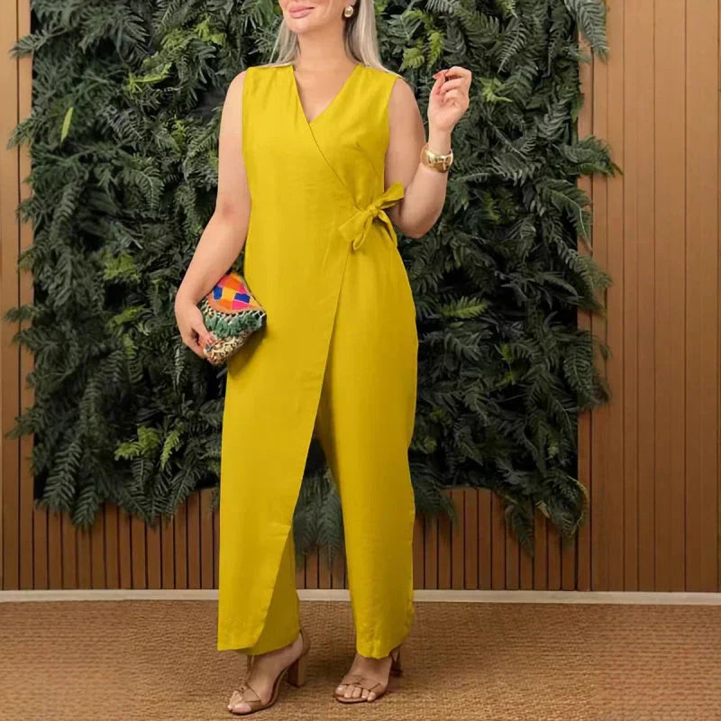 Liliane | Elegantní kombinéza s obepínajícím designem